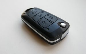 Почему центральный замок не открывает и не закрывает двери? Очень неприятная ситуация